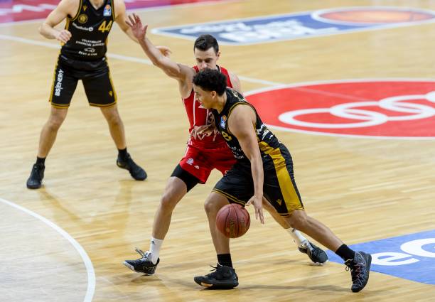 疑是英超本 疑是英超本